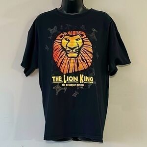 GRAILED Lion King Musical Short Sleeve Crew Neck Black Graphic Tee large unisex